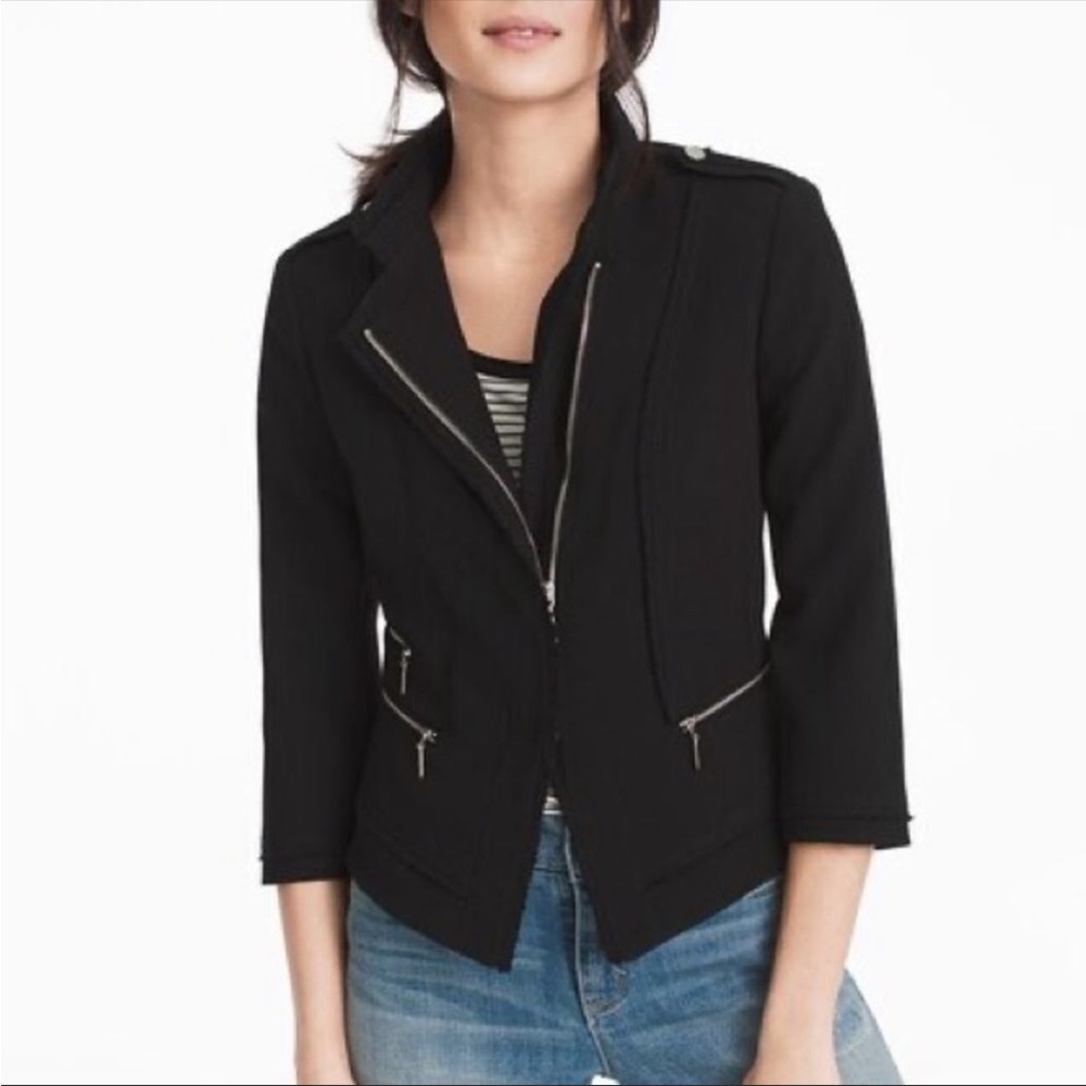 ⭐️NEW⭐️White House Black Market Black  Asymmetrical Zip Moto BikerJacket Blazer